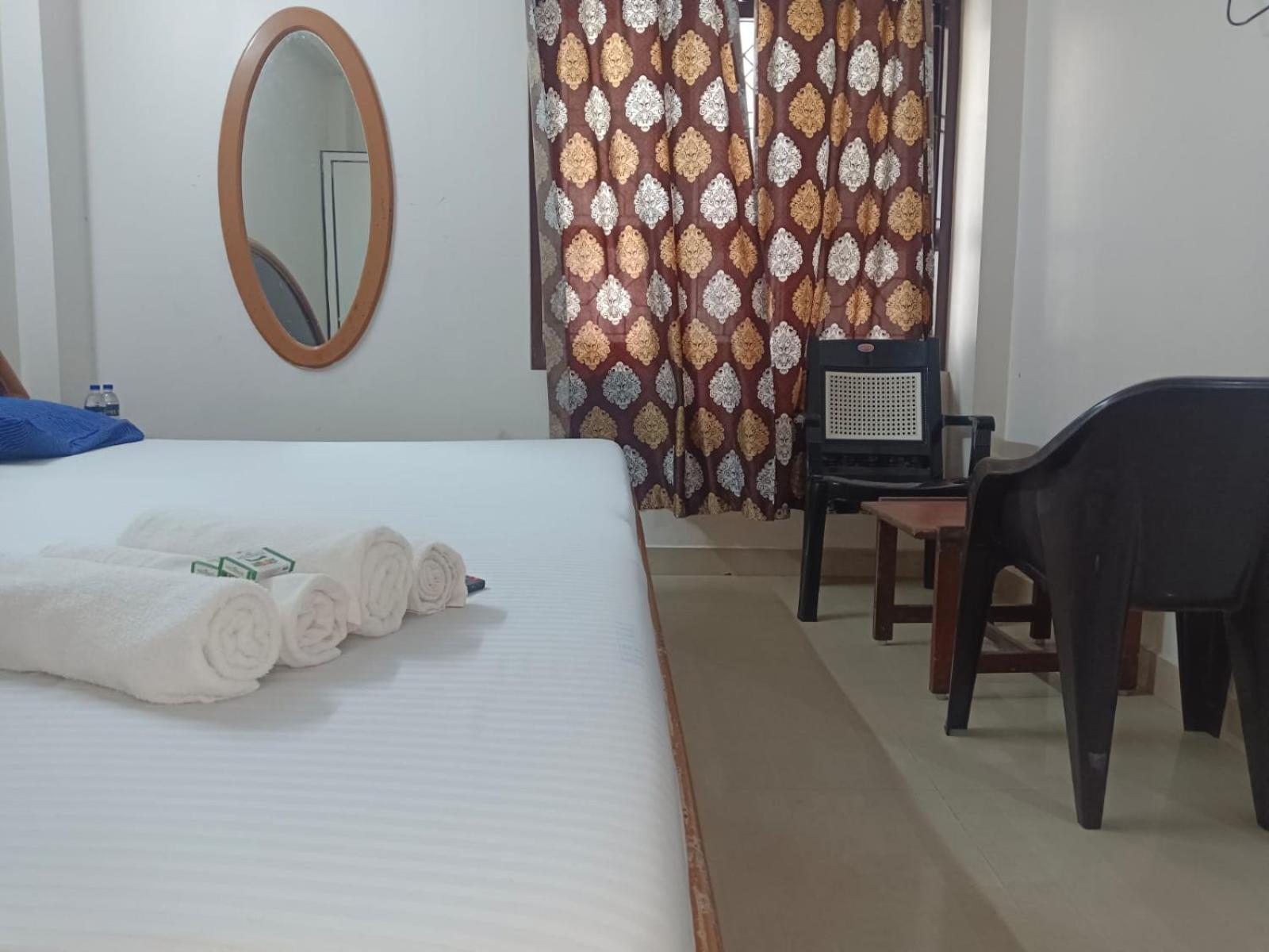Sree Balaji Hotel - Lodge Каньякумарі Екстер'єр фото